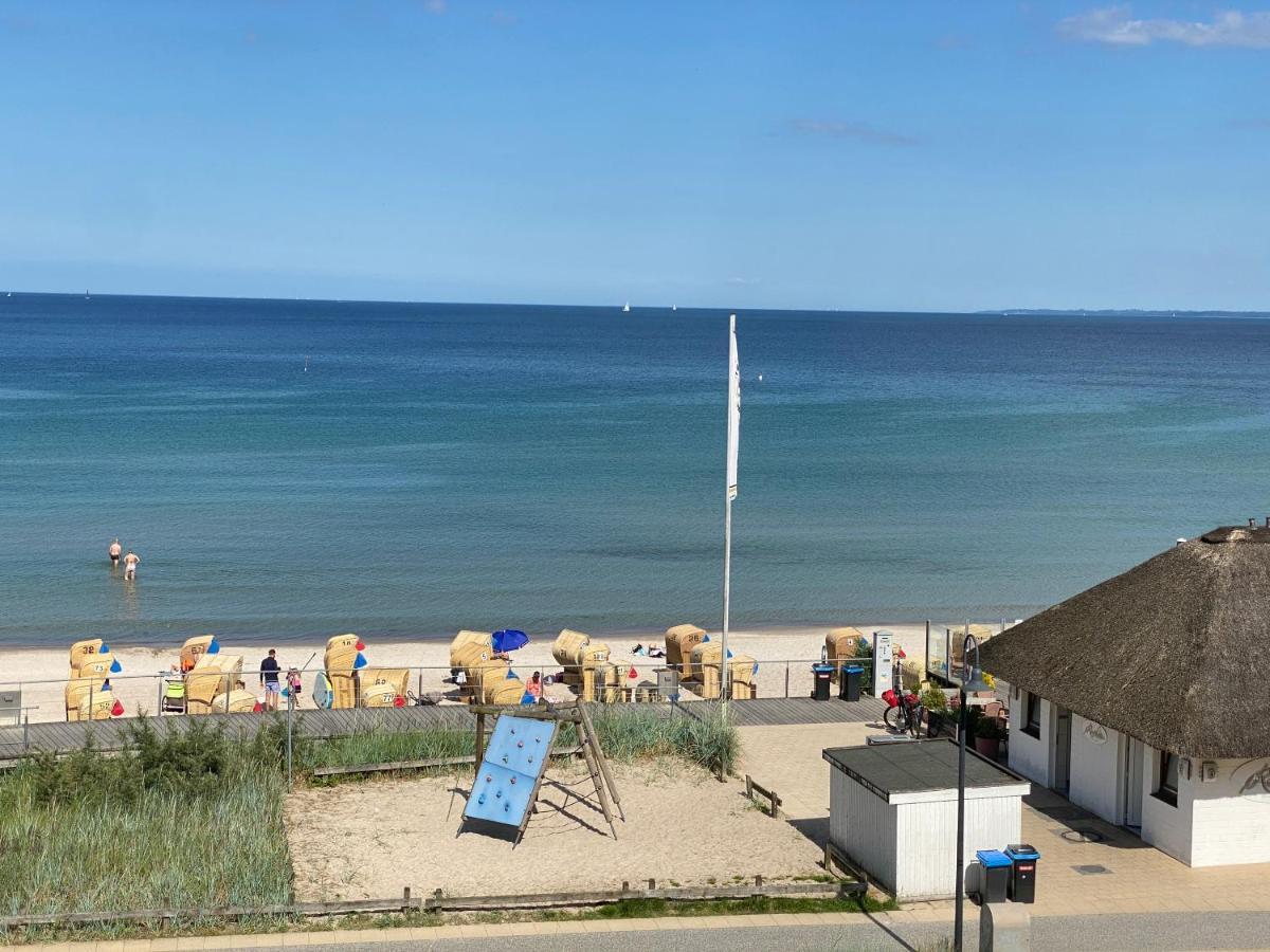 Moderne 3-Zi-Wohnung Mit Meerblick Direkt Am Strand Scharbeutz Exterior foto
